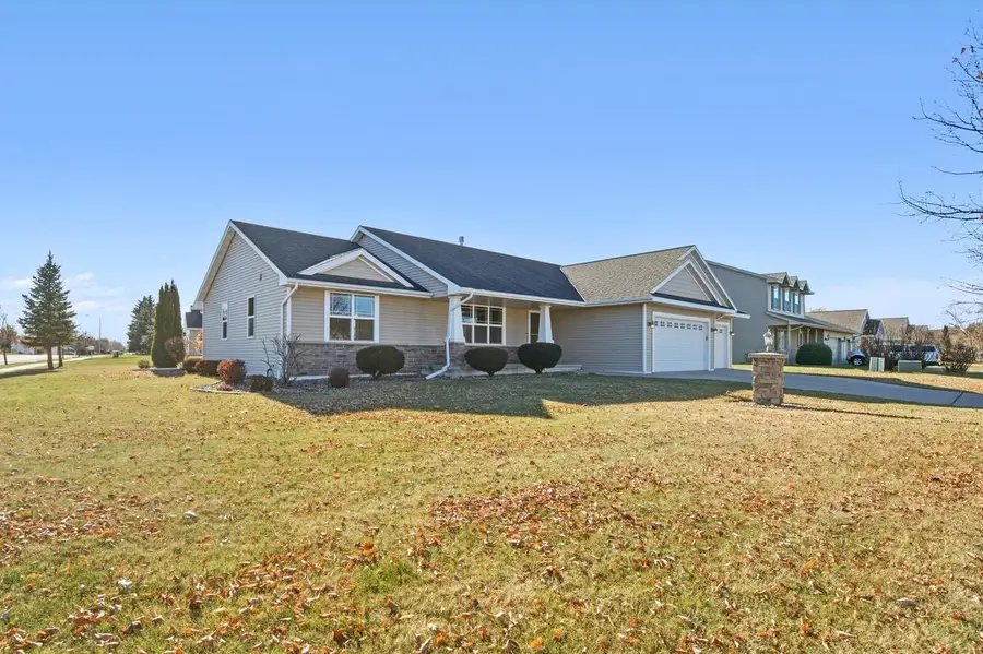 3090 BETH DRIVE, Green Bay, WI 54311 - Image #2