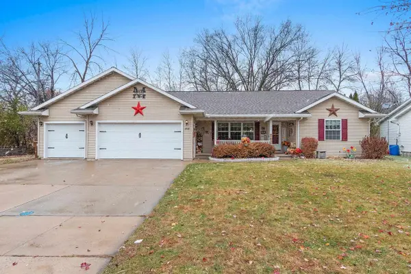 1410 ALCAN DRIVE, Menasha, WI 54952