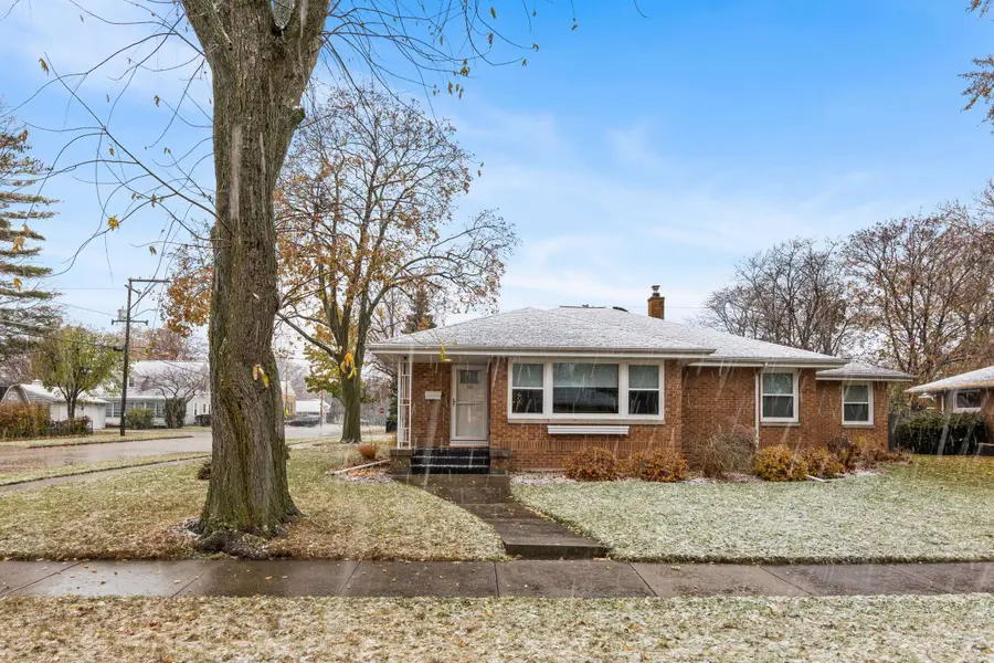1003 EVANS STREET, Oshkosh, WI 54901 - Image #2