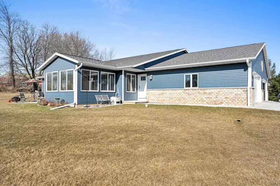 1625 TIMBER TRAIL, Shawano, WI 54166 - Image #3