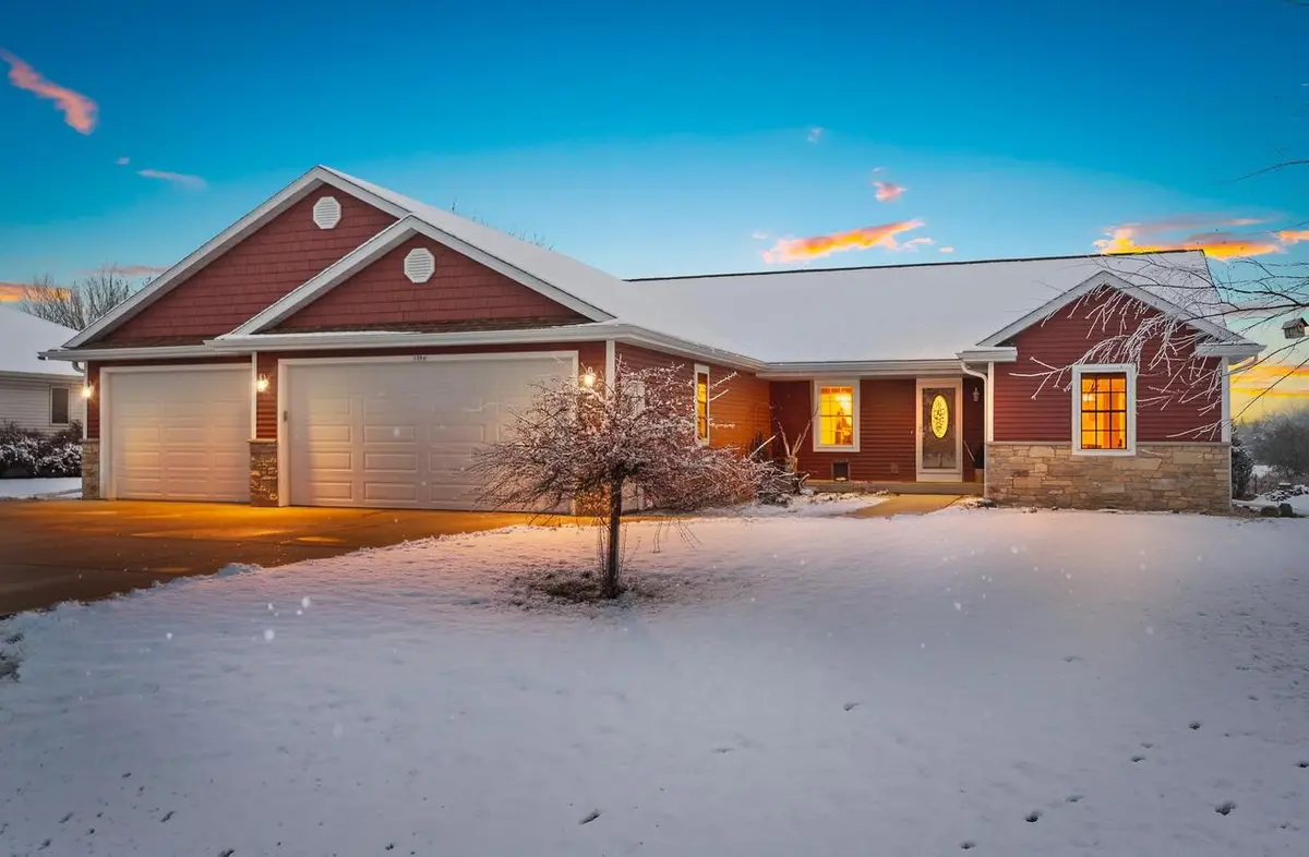 1394 OLDE APPLE LANE, Oshkosh, WI 54904 - Image #1