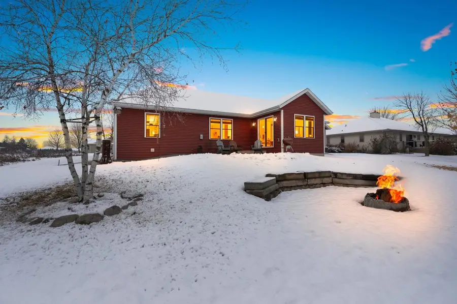 1394 OLDE APPLE LANE, Oshkosh, WI 54904 - Image #2