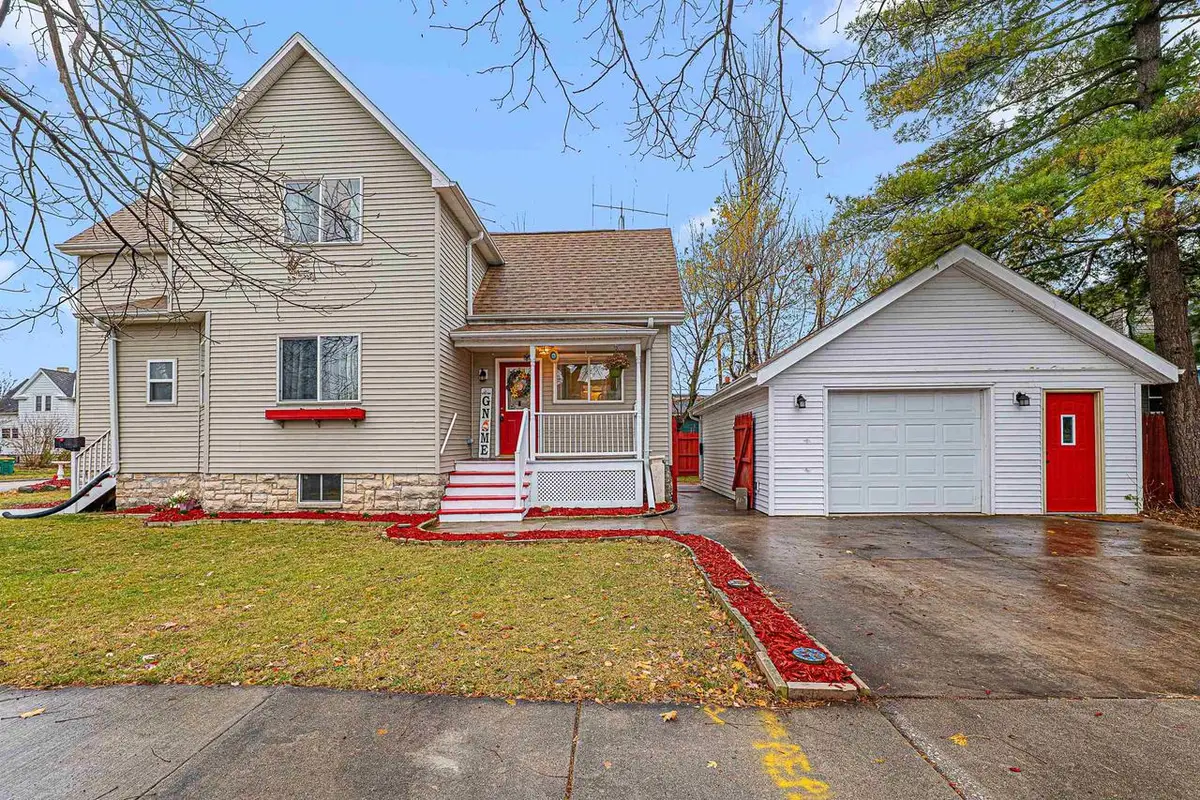 194 N PARK AVENUE, Fond Du Lac, WI 54935 - Image #1