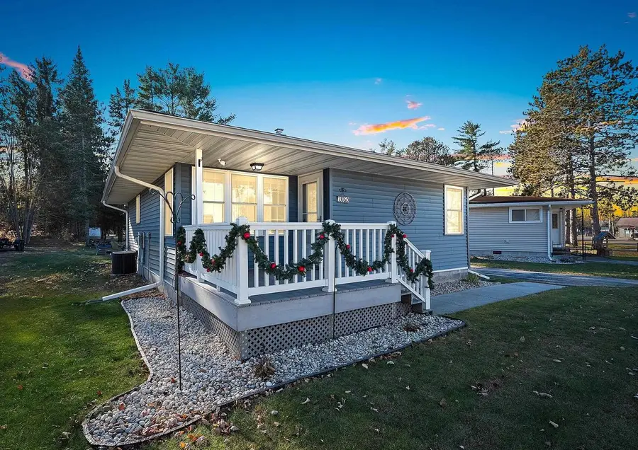 13160 PARKWAY ROAD, Pound, WI 54161 - Image #2