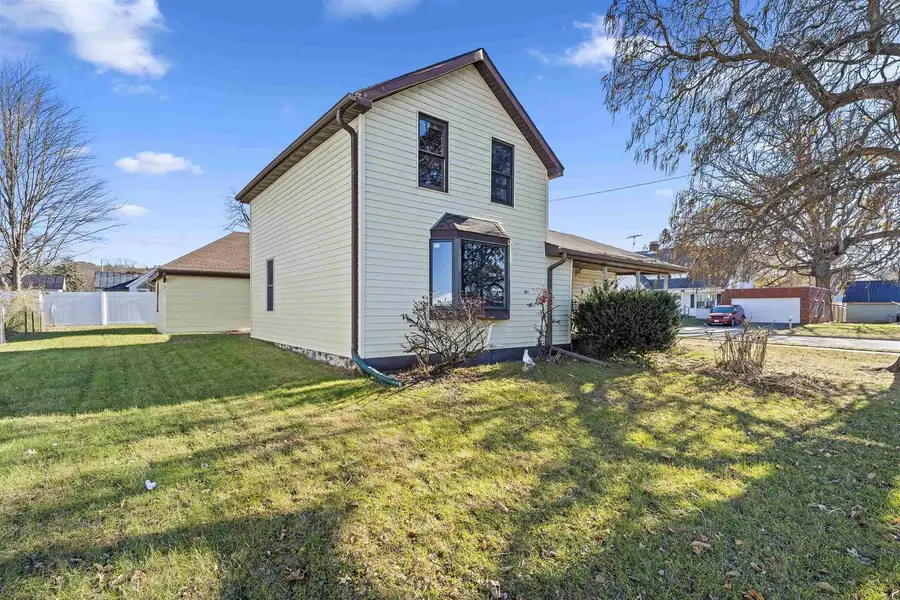 330 MILL STREET, Manawa, WI 54949 - Image #2