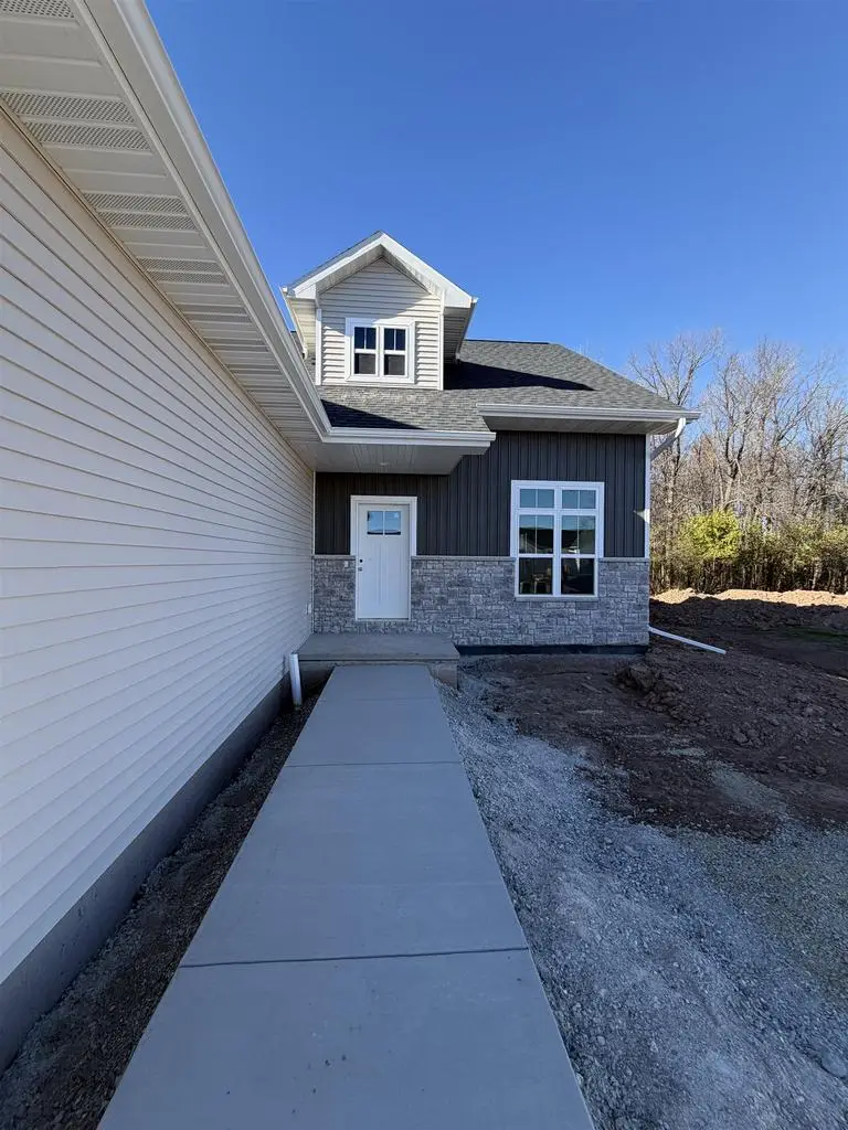 N9273 CONSTELLATION DRIVE, Appleton, WI 54915 - Image #2