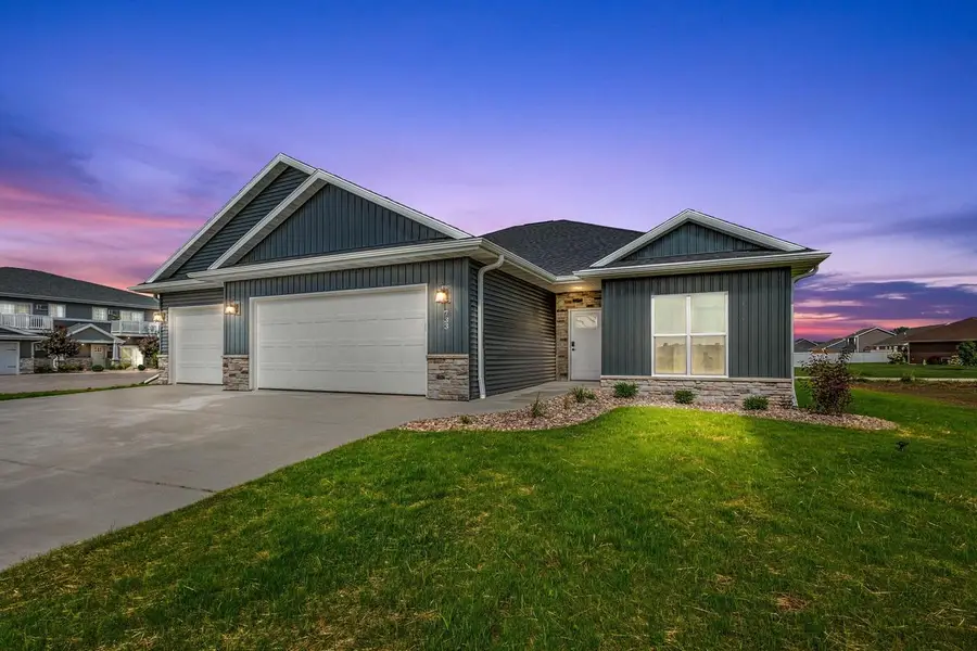 733 TAMBOUR COURT  #10, De Pere, WI 54115 - Image #3