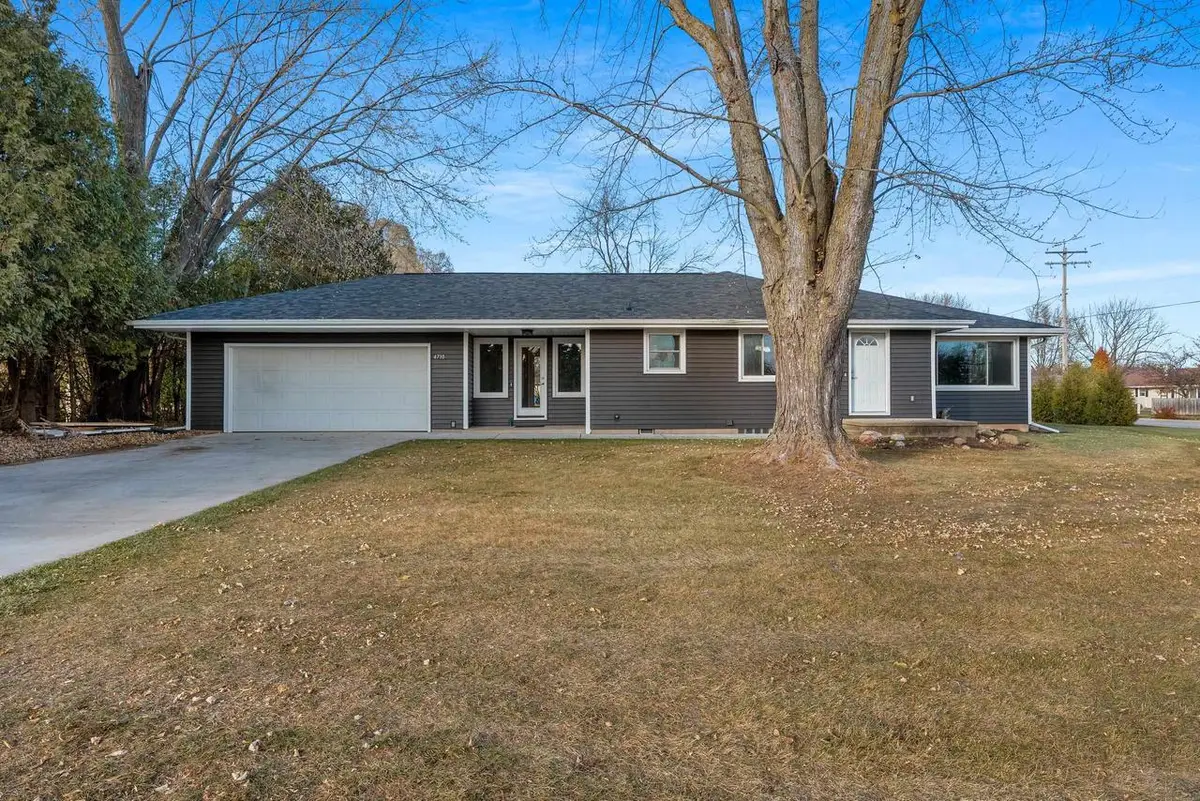 4710 W CAPITOL DRIVE, Appleton, WI 54913 - Image #1