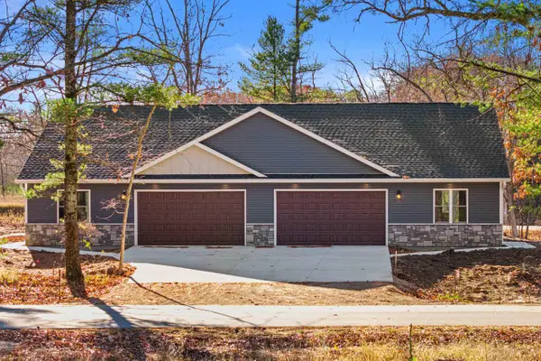 W6513 WOODHAVEN CIRCLE, Wautoma, WI 54982