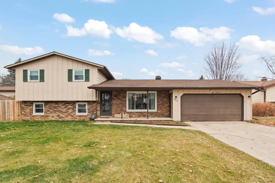 2607 VICKI LANE, Green Bay, WI 54311 - Image #2