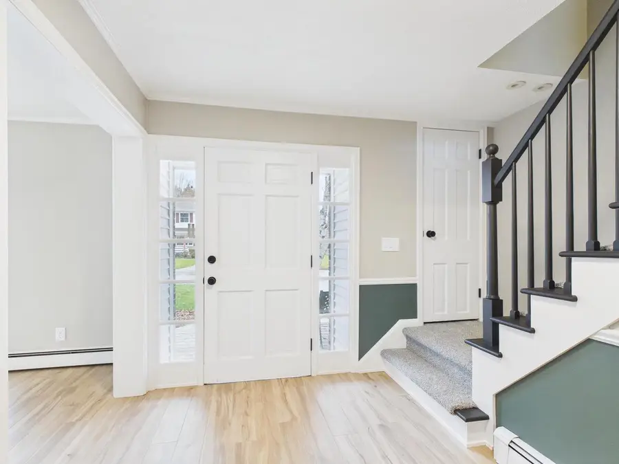 1316 MONTCLAIRE COURT, Appleton, WI 54915 - Image #2