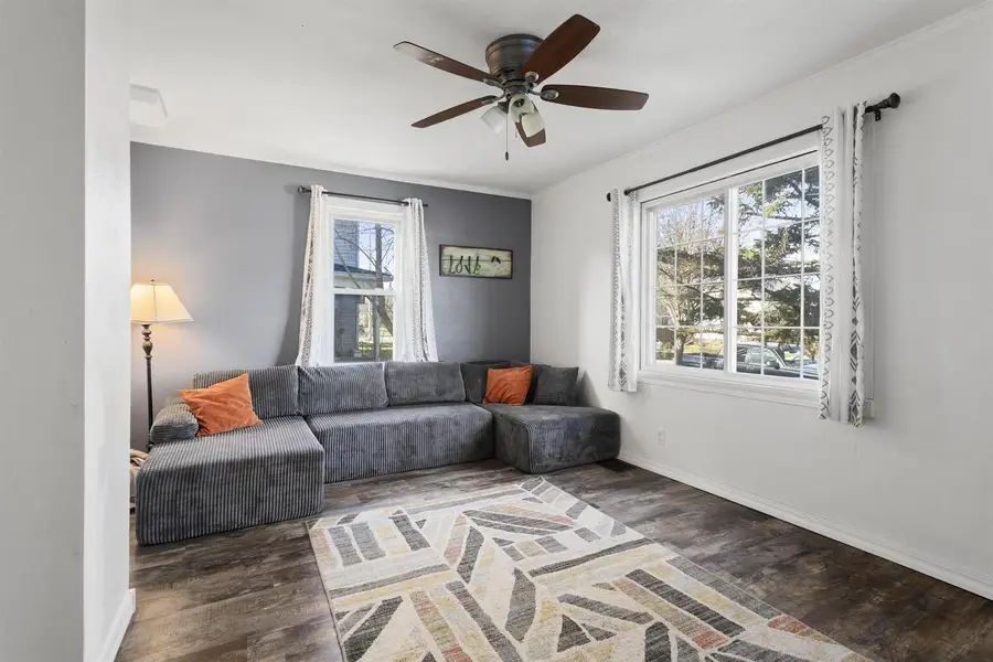 817 W PACKARD STREET, Appleton, WI 54914 - Image #3