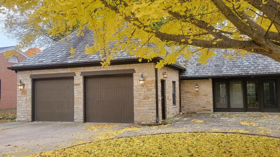 1101 S MONROE AVENUE, Green Bay, WI 54301 - Image #2