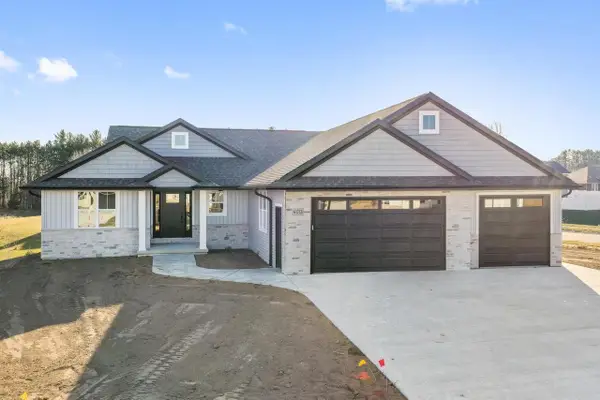 4013 ANTWERP AVENUE, Green Bay, WI 54313