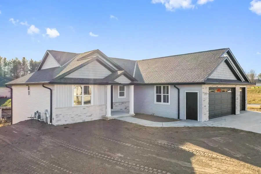 4013 ANTWERP AVENUE, Green Bay, WI 54313 - Image #2