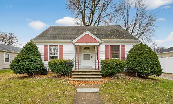 935 ROSCOE STREET, Green Bay, WI 54304