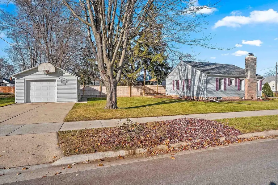 953 ROSCOE STREET, Green Bay, WI 54304 - Image #3