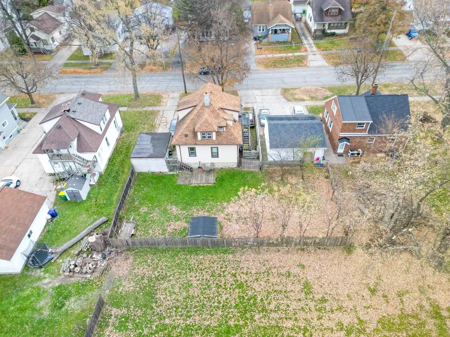 324 S ROOSEVELT STREET, Green Bay, WI 54301 - Image #2