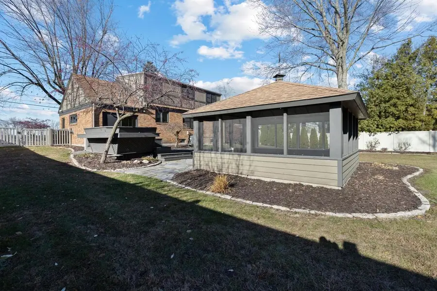 1038 N 3RD AVENUE, Sturgeon Bay, WI 54235 - Image #3