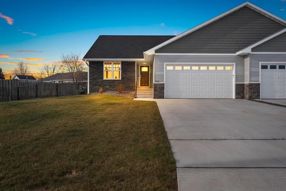 843 RED HAWK DRIVE, Pulaski, WI 54162 - Image #1