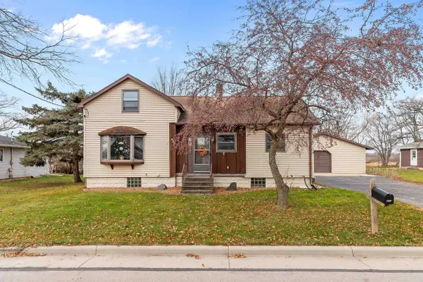 433 SPRUCE STREET, Omro, WI 54963