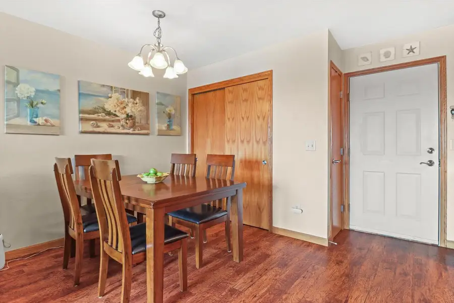 1690 DRUM CORPS DRIVE  #H, Menasha, WI 54952 - Image #3