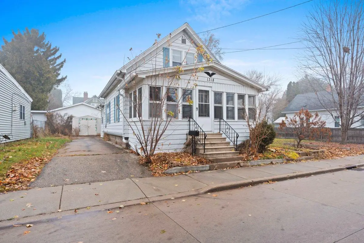 1318 BABBITZ AVENUE, Oshkosh, WI 54901 - Image #1