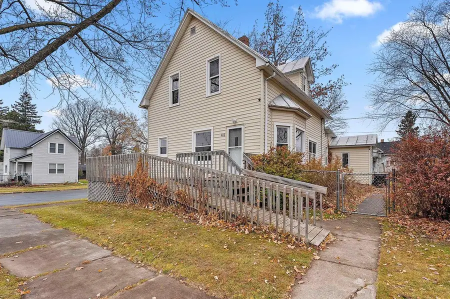 406 OAK STREET, Luxemburg, WI 54217 - Image #2