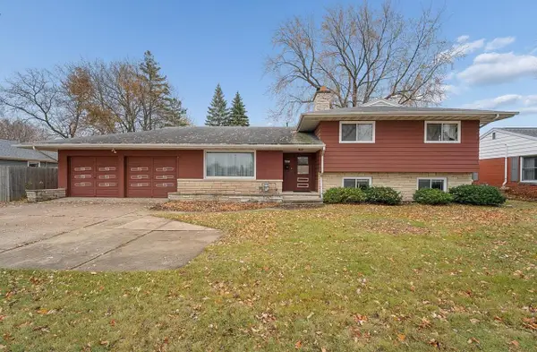 1211 W KIMBERLY AVENUE, Kimberly, WI 54136