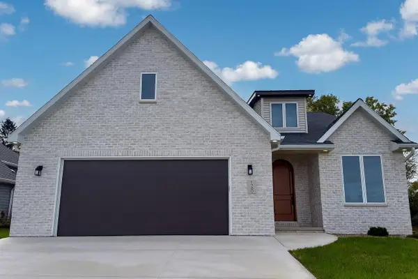 1780 BOBBY JONES DRIVE, De Pere, WI 54115