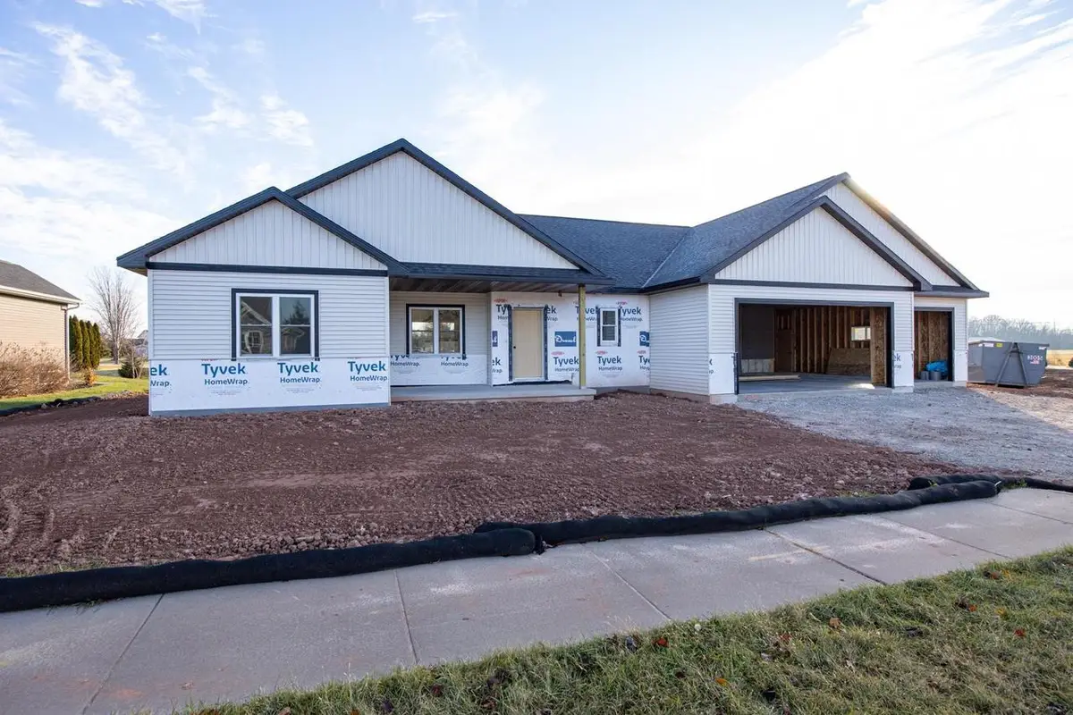 N8912 HARRISVILLE COURT, Menasha, WI 54952 - Image #1