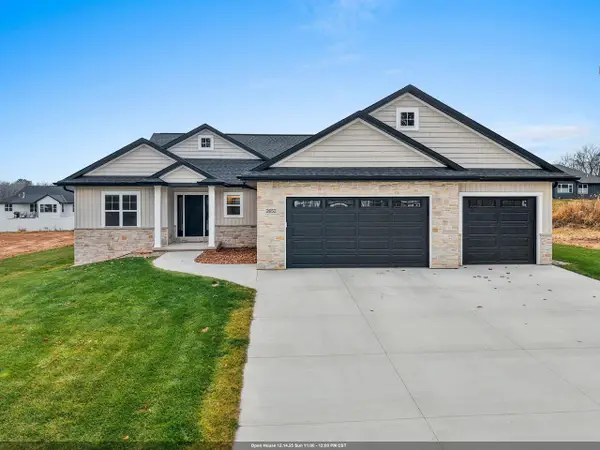 2652 CHAMBERS CROSSING, Suamico, WI 54313