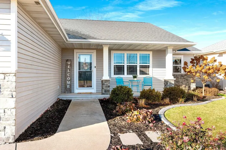 N9027 LILAC ROAD, Menasha, WI 54952 - Image #2