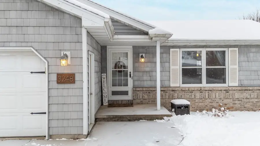 3248 S BLUE SPRUCE LANE, Appleton, WI 54915 - Image #2