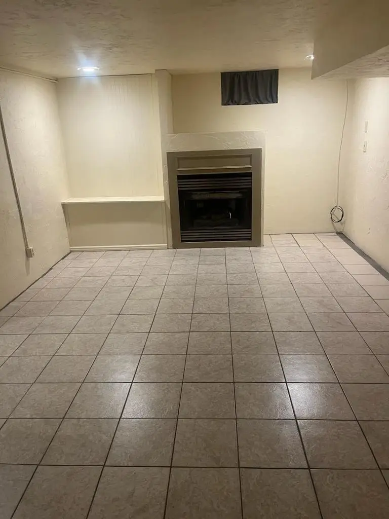 2401 S JACKSON STREET, Appleton, WI 54915 - Image #2