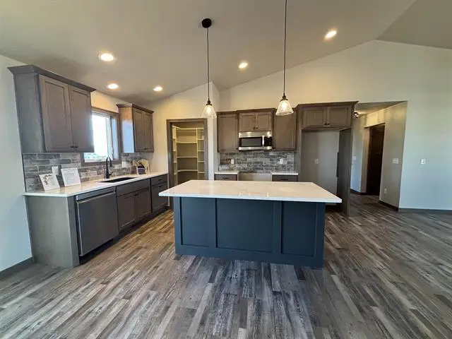 1470 BIRCH HILL LANE, Shawano, WI 54166 - Image #2