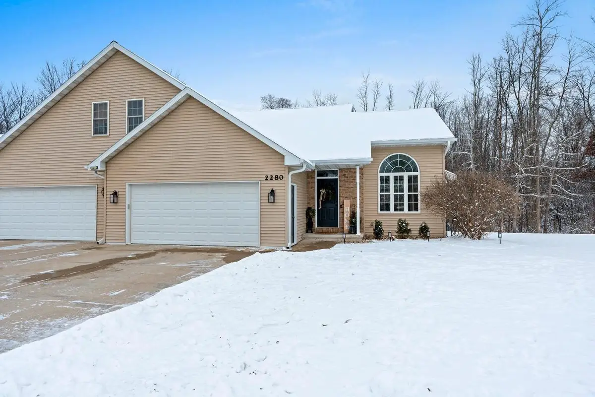 2280 SOUTHERN CROSS ROAD, Green Bay, WI 54303 - Image #1