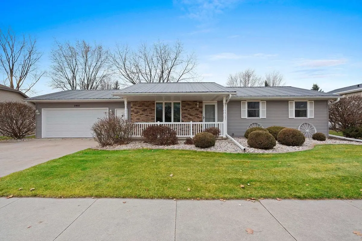 1901 ROOSEVELT STREET, Little Chute, WI 54140 - Image #1