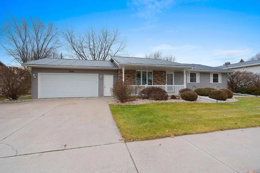 1901 ROOSEVELT STREET, Little Chute, WI 54140 - Image #3