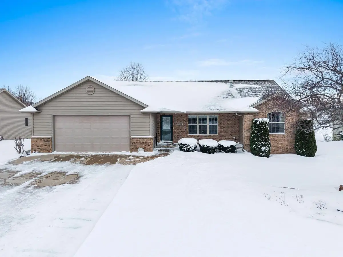 1602 MEADOWS LANE, Luxemburg, WI 54217 - Image #1