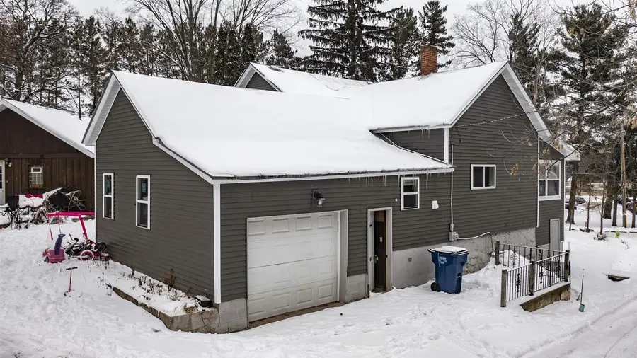 E1655 GRANDVIEW ROAD, Waupaca, WI 54981 - Image #3