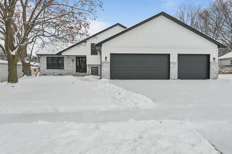 936 W 10TH STREET, Kaukauna, WI 54130 - Image #2
