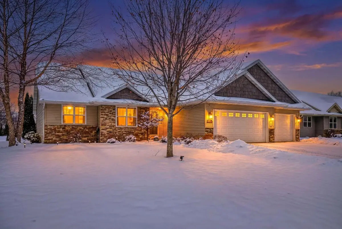 1148 W WILLIS WAY, Appleton, WI 54913 - Image #1