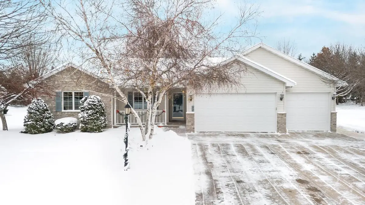 W6063 STRAWFLOWER DRIVE, Appleton, WI 54915 - Image #1