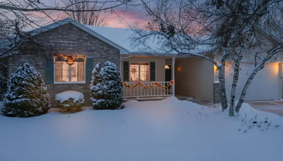 W6063 STRAWFLOWER DRIVE, Appleton, WI 54915 - Image #3