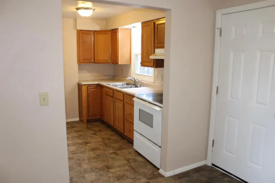 2111 CARSTENSEN LANE, Green Bay, WI 54304 - Image #3