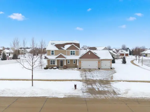 4620 N LIGHTNING DRIVE, Appleton, WI 54913