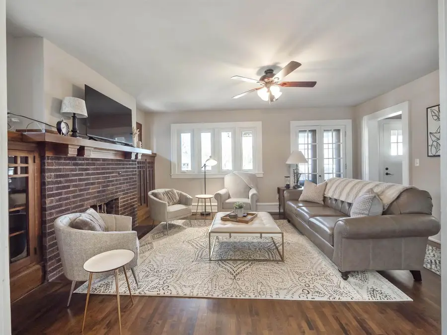 401 GRANITE STREET, Waupaca, WI 54981 - Image #2