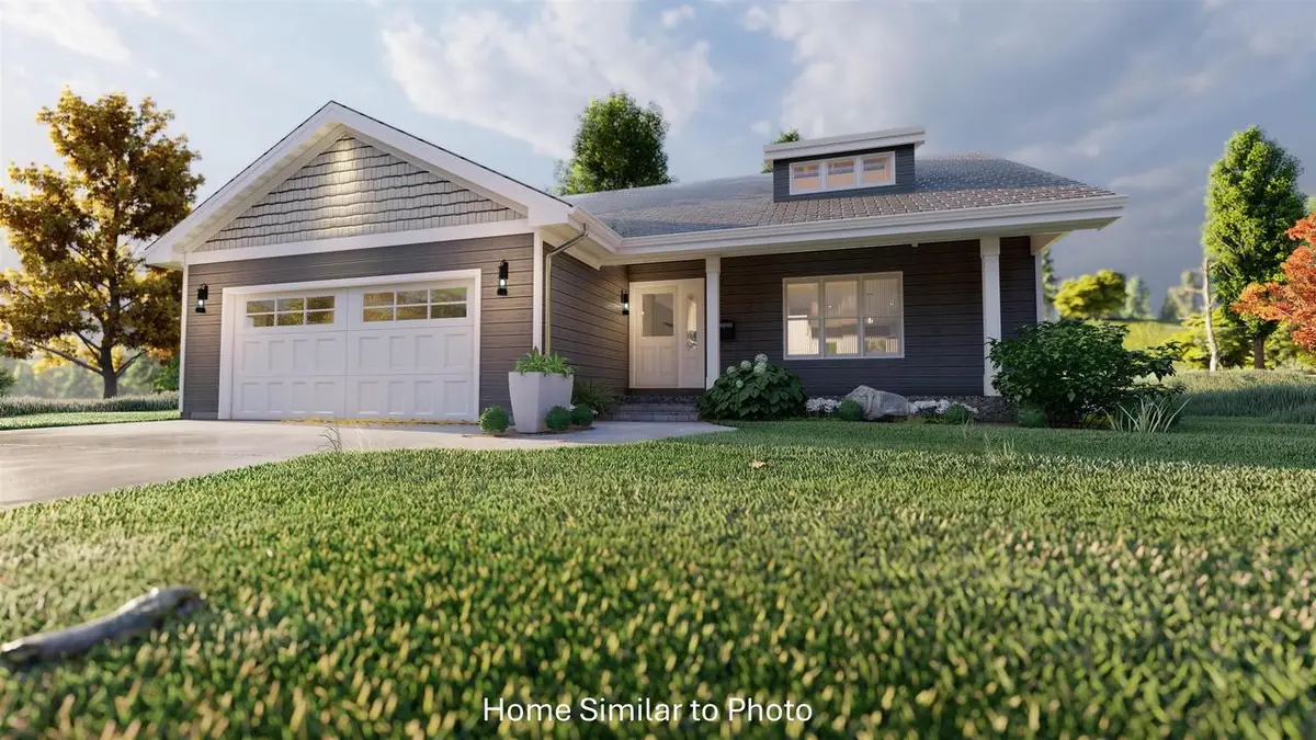 1926 HUFFCUTT LANE, Waupaca, WI 54981 - Image #1