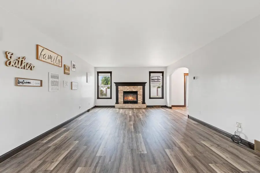 399 WATERVIEW ROAD, De Pere, WI 54115 - Image #2